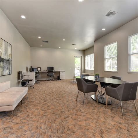 Emerald Pointe Apartments | Gallery