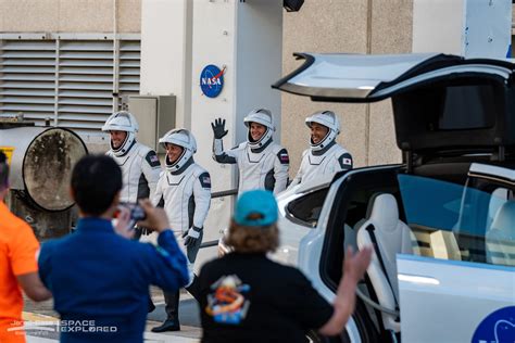 Commercial Crew Program Logo 的图像结果
