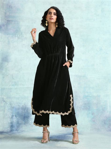 Black Velvet Lace Kurta – trueBrowns