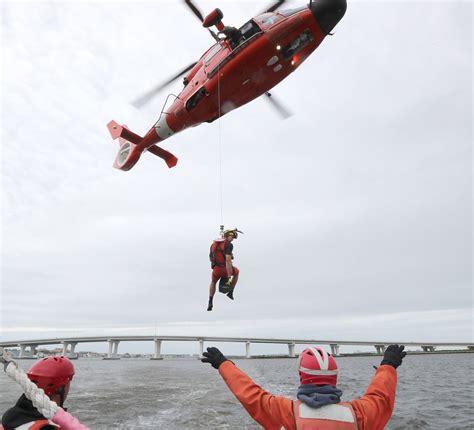 U.S. Coast Guard rescue swimmers act as paramedics in the water | News ...
