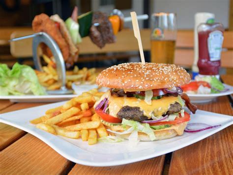 Apr 23 | “Burger and a Beer” Fundraiser at Greenport Harbor Brewing Co ...