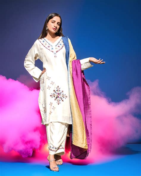 Pure Cotton Silk Hand Work Phulkari Suit with dupatta - Noor-e-Gul ...