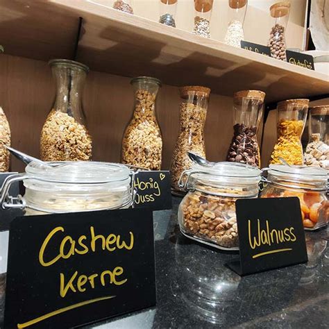 Frühstücksbuffet - Hotel Lutz in Rain am Lech