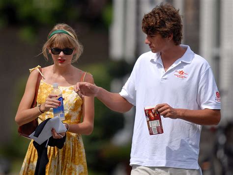 TBT: Taylor Swift and Conor Kennedy