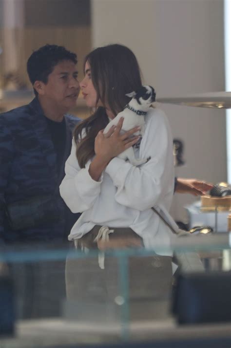 Sofia Vergara Going to Cedars-Sinai Cosmetic Surgery Center in Beverly Hills 06-20-2024 • CelebMafia