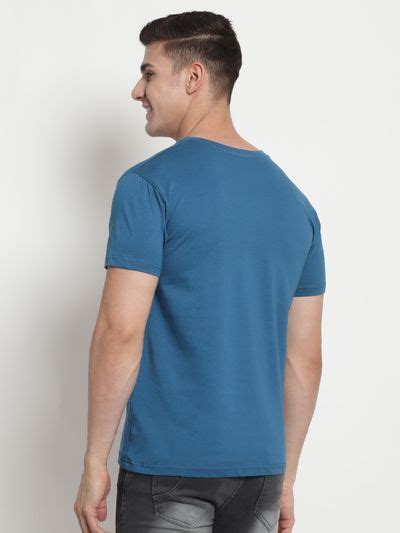 Plain T-Shirt - Buy Plain T Shirts for Men Upto 55% OFF | Beyoung