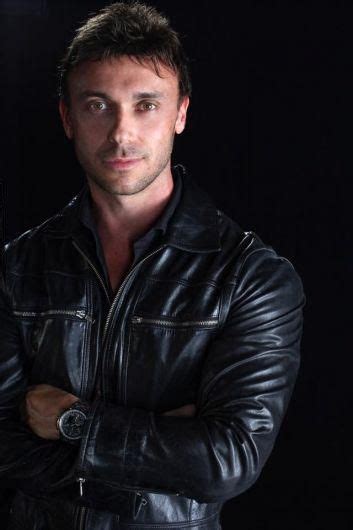 HI-5 MEDLEY - Nathan Foley - LETRAS.COM