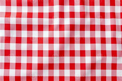 Red and white checkered tablecloth. Top view table cloth texture ...