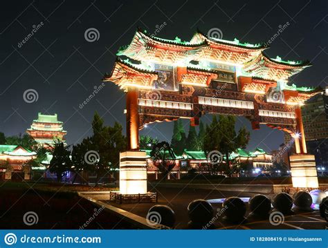 Night View of Tengwang Pavilion, Nanchang City, Jiangxi Province Stock ...