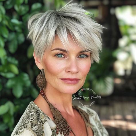 Thin Hair Short Hairstyles for Women Over 50 in 2024 | Short Hair Models