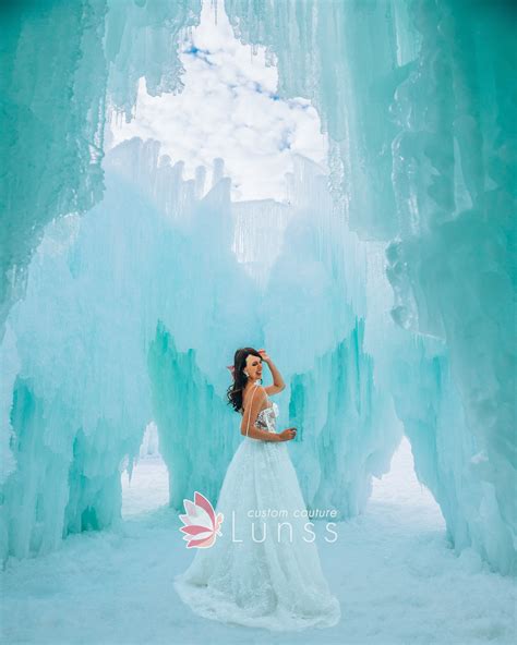 Corset Bodice Sweetheart Ivory Lace Winter Wedding Dress - Lunss