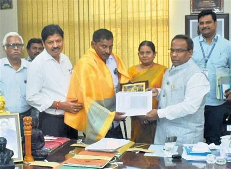 Math genius dodges disability with number games