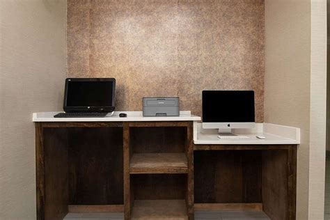 LA QUINTA INN BY WYNDHAM CALHOUN - Hotel Reviews, Photos, Rate ...