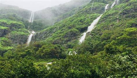 These Places in Maharashtra are a Must Visit During Monsoon ...
