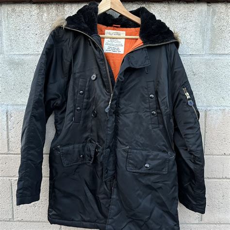 Heavy duty winter coat in black - Depop