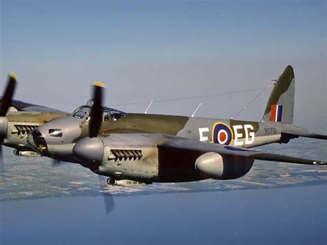 1946 de Havilland DH.98 Mosquito B.35 - N35MK | Meer