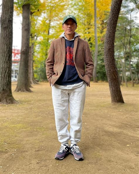 What To Wear With Grey Sweatpants: A Men's Style Guide - Style Girlfriend