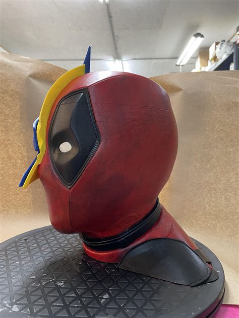 Deadpool Wolverine popcorn bucket : r/deadpool