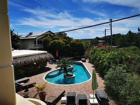 WAYACA MINI RESORT (Curaçao/Willemstad) - Apartment Reviews, Photos ...