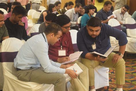 Life Coach in Pune | Life 360 by Manish Gupta