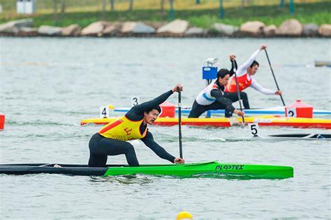 划船比赛 的图像结果