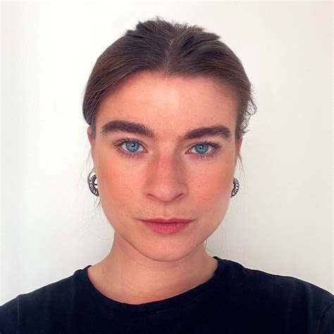 Pauline - French speaking teacher - ₹2707/h