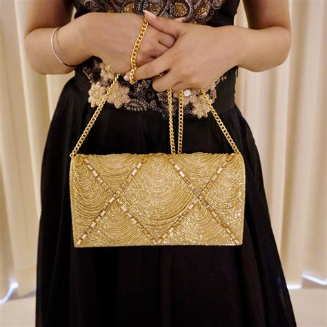 Be Chic - Exclusive Designer Clutches