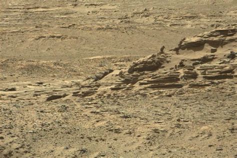 火星存在生命再添一证据，NASA拍到表面升起一股青烟，是啥？_腾讯新闻