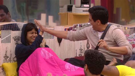 'Bigg Boss 9', Day 3: Rochelle Rao, Mandana Karimi get into catfight ...