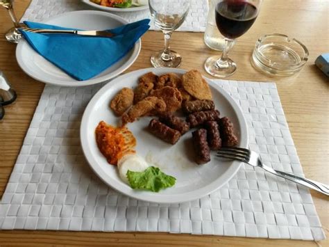 PANSION BIJELA RUZA (Ravna Gora) - Guesthouse Reviews, Photos, Rate ...