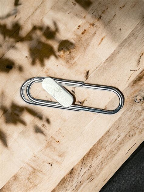 Silver Money Clip with Intricate Rupee Badge Design – Shining Silver.in