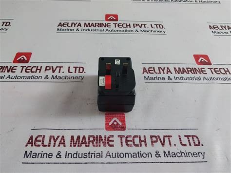 Select Fs-12 Step-down Voltage Converter With Fuse Protection 220/240V ...