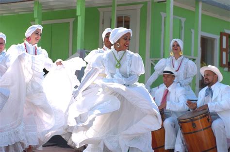 Puerto Rico Culture 的图像结果