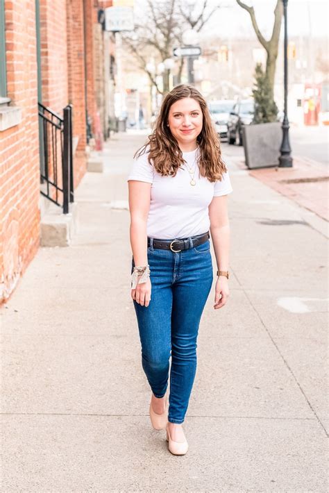 White T-Shirt and Jeans - Easy Outfit Series - Effortlessly ...