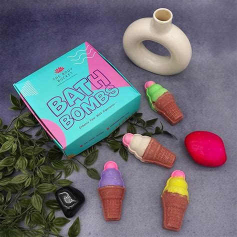 Vanilla Ice Cream Cone Bath Bombs- 80 gm each (Pack of 4) – The Body Bucket