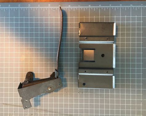 Singer 329K Sewing Machine 的图像结果