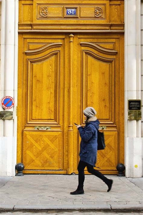 Girls Backpack Hiking 的图像结果