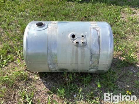 Peterbilt 80 Gallon Aluminum Truck Fuel Tank | Transportation | BigIron