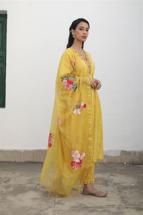 Firdaus Kurta Set – Begum Pret