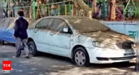 Civic Body: Pmc Resumes Drive To Clear Roads Of Abandoned Vehicles ...