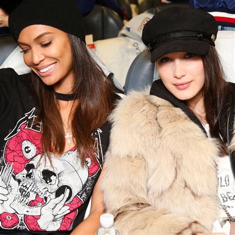 5 ways to become a morning person | Vogue India