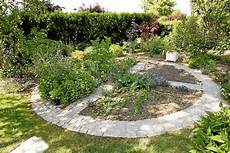 pave de bordure pelouse gazon et massifs soignez vos bordures jardin pave de bordure pelouse gazon et massifs soignez vos bordures jardin