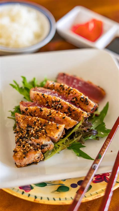 A Perfectly Seared Ahi Tuna Recipe (With Pictures)