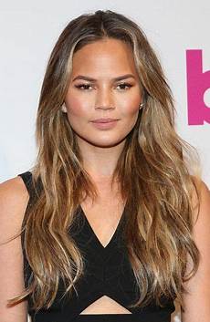 Chrissy Lkin Hairstyles by Chrissy Teigen Wavy Cut In 2019 Chrissy Teigen Hair Chrissy Lkin Hairstyles