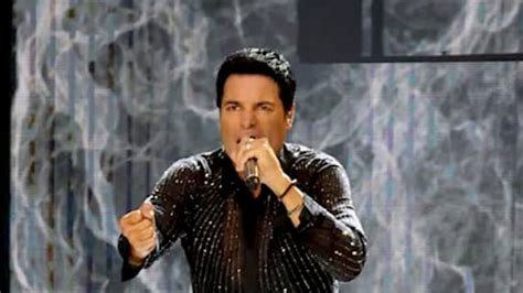 Chayanne responde a PETA, tras pedirle que cambie letra de la canción ...