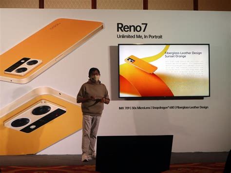 OPPO Reno7 Smartphone Potret Dengan Balutan Warna Baru