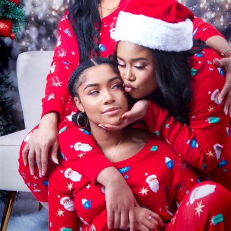 London “DEELISHIS” Charles | Merry Holidays from London, Jazz & Lexi 🎄 ...