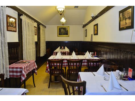 RESTORAN TOŠIN BUNAR | kafana džakarta tosin bunar, restoran pivnica na ...