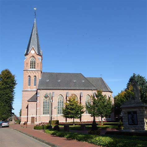 KATHOLISCHE KIRCHE ST. MICHAEL IN LÖNINGEN-BUNNEN (2025) All You Need ...