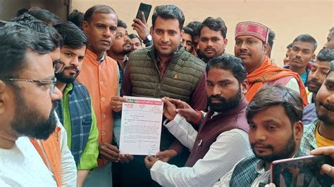 बलिया : सिपाही भर्ती आवेदन में अनुसूचित जनजाति प्रमाण-पत्र बना अड़ंगा ...